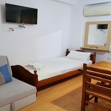 Alex & Sofi Hotel Himare Luaran gambar