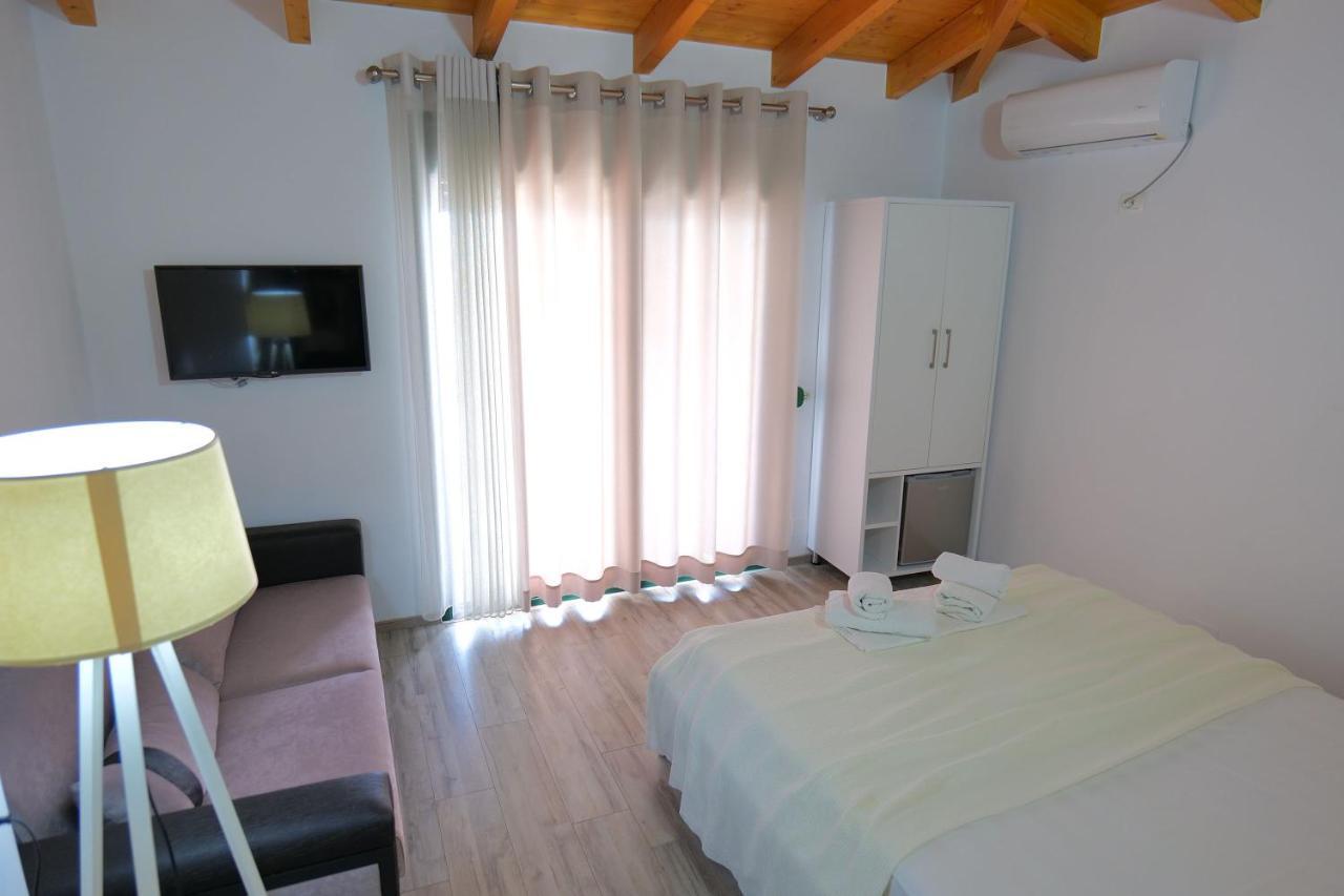 Alex & Sofi Hotel Himare Luaran gambar
