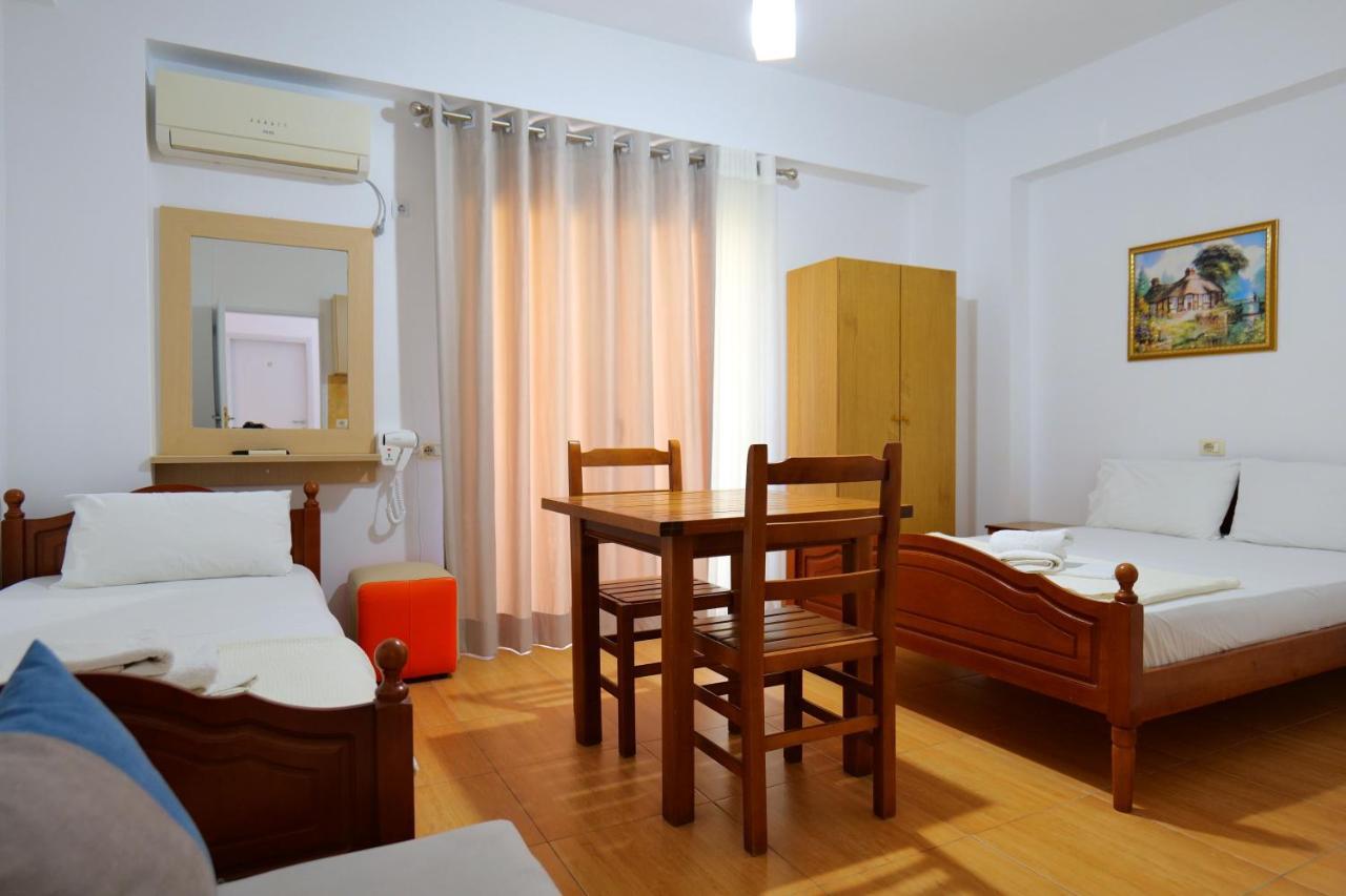 Alex & Sofi Hotel Himare Luaran gambar